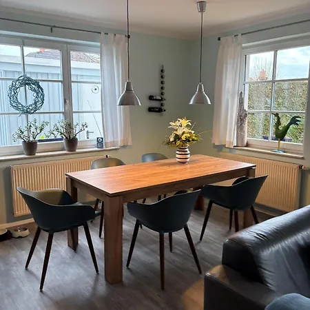 Ferienhaus Lindenstr 32 A Kehr Wieder